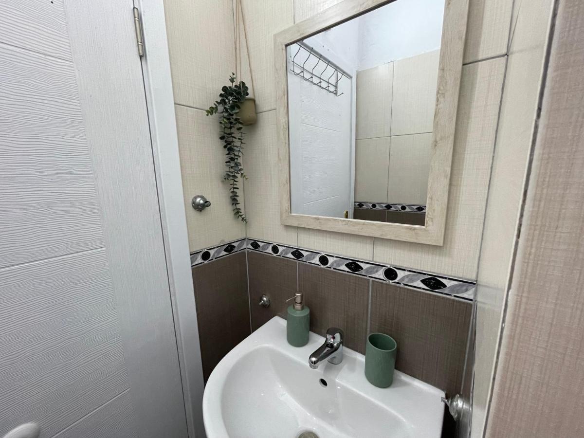 Downtown Boulevard Enchanting Apartment! *